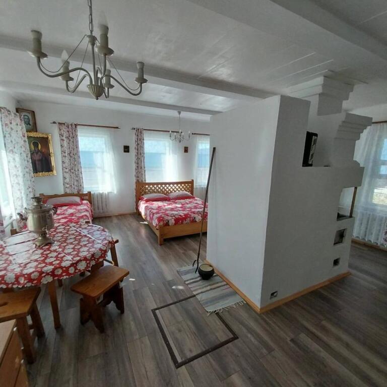 Gostevoy Dom U Batyushki in Listvyanka, Russia