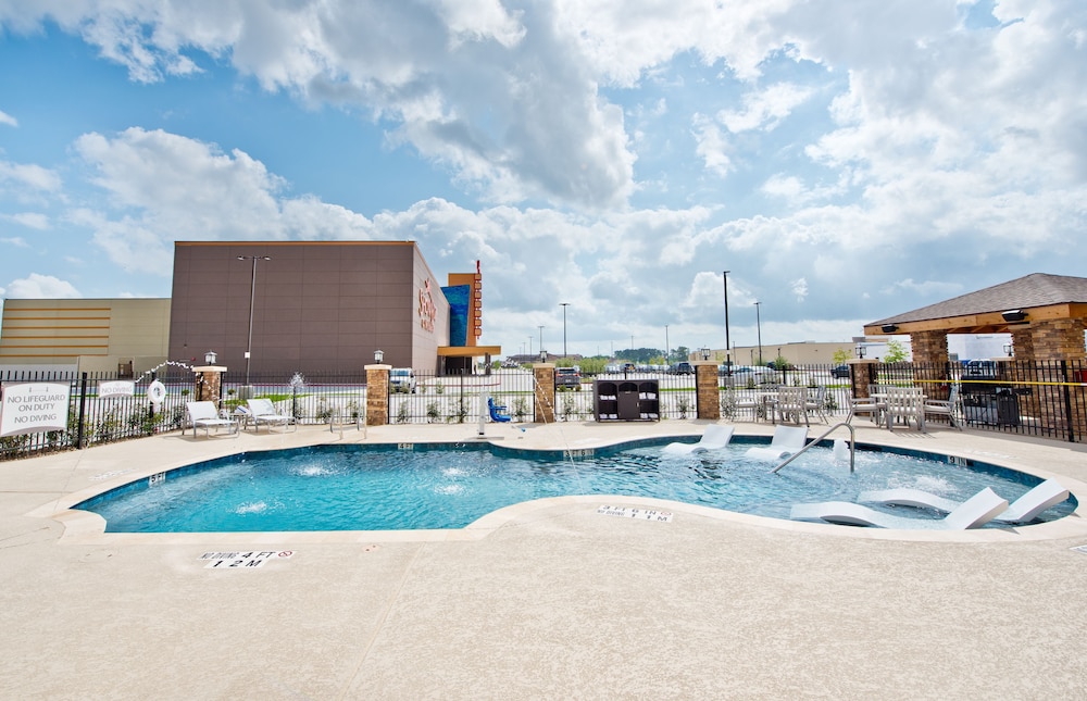 Staybridge Suites Houston Humble Beltway 8 E by IHG - photo 32