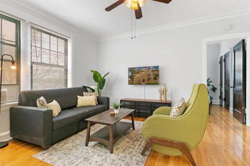 Well Furnished 1BR Apt in Popular Spot Belmont J3 — 4-Star Luxury Hotel in Chicago, United States