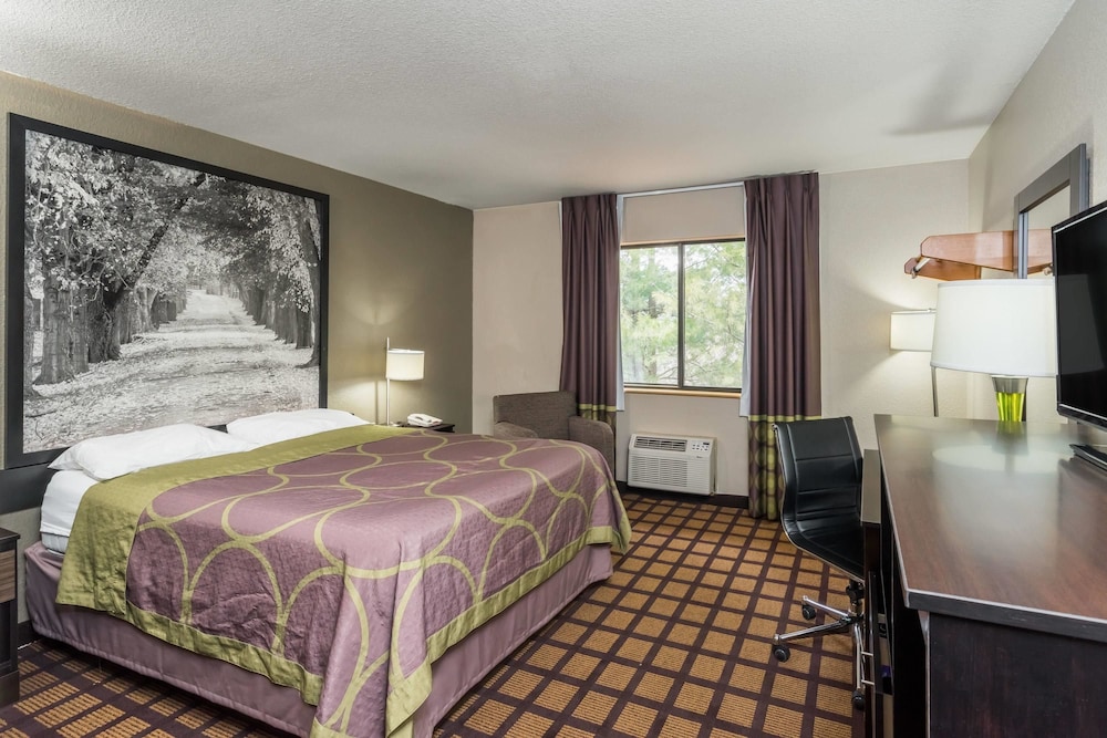 Super 8 by Wyndham Munfordville KY - photo 6