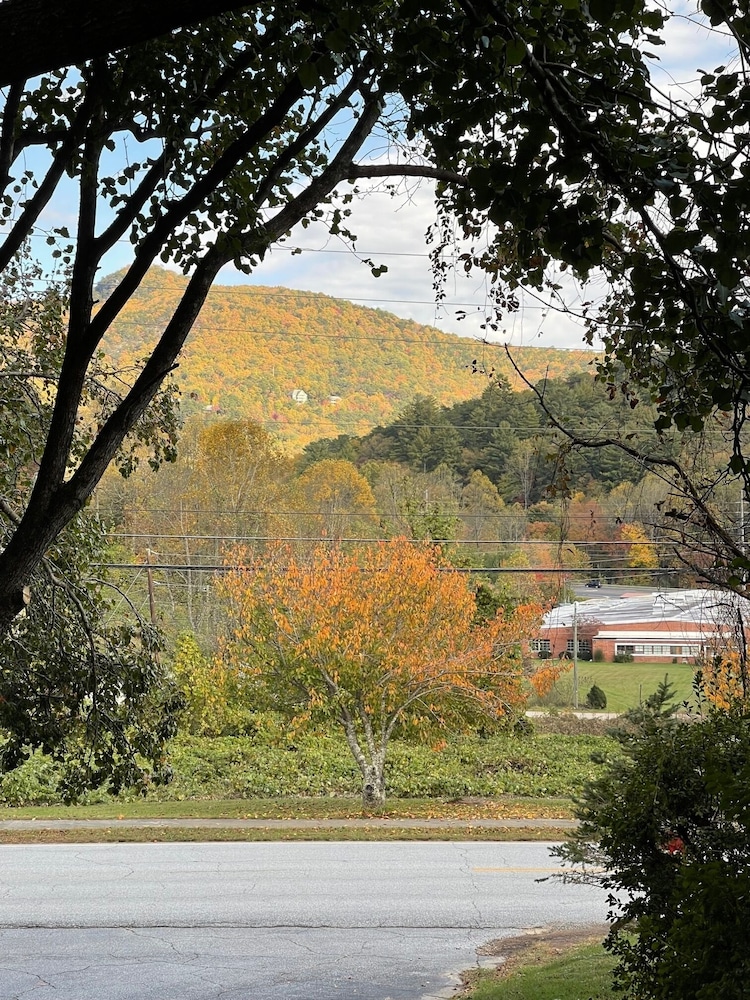 Mountain Aire Cottages & Inn - photo 155
