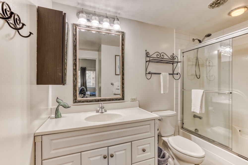Sand & Sea Resort Condominiums - photo 849