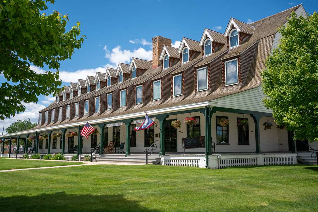 Sheridan Inn B W Signature Collection - photo 13