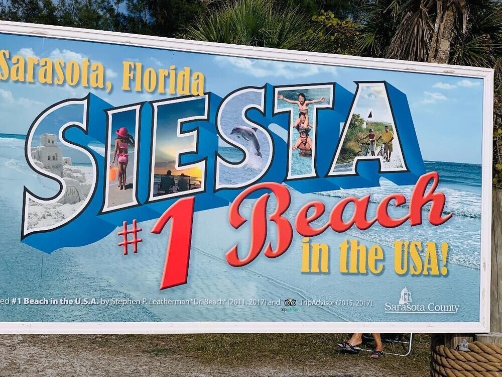 Paradise Pool heated Home near Siesta Key & IMG Academy — 4-Star Luxury Hotel in Bradenton, United States