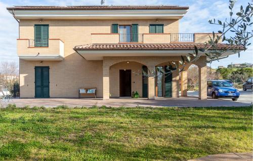 Amazing Home In Morrovalle With Wifi — 4-Star Luxury Hotel in Morrovalle, Italy