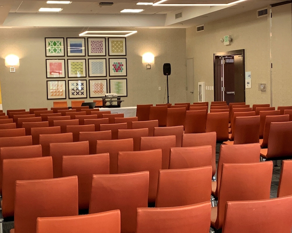 Holiday Inn Express Hotel & Suites El Dorado Hills - photo 74