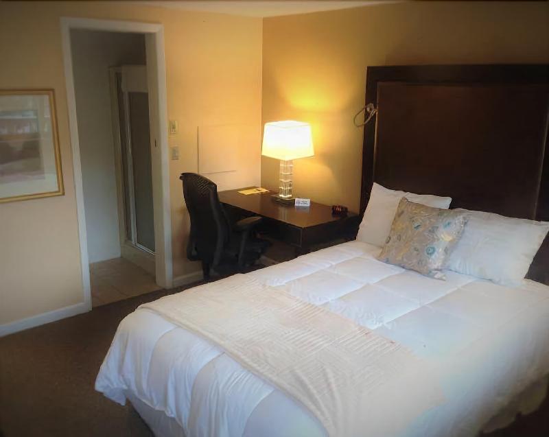 Wayne Inn - photo 14