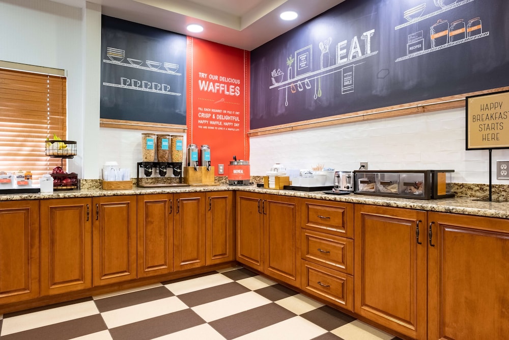 Hampton Inn Richfield - photo 22