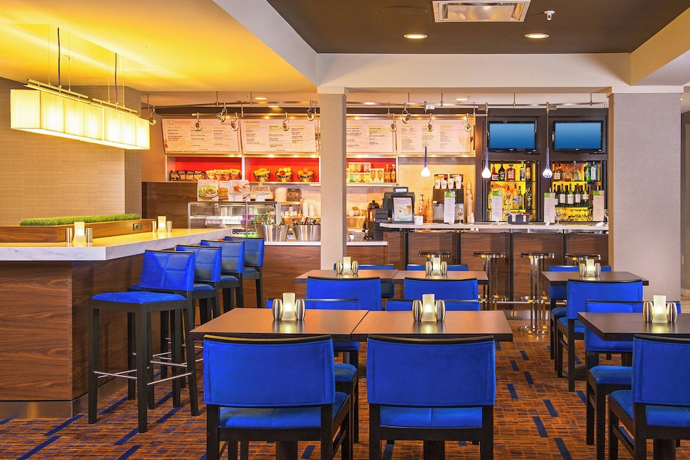 Courtyard by Marriott Richmond Northwest - photo 16