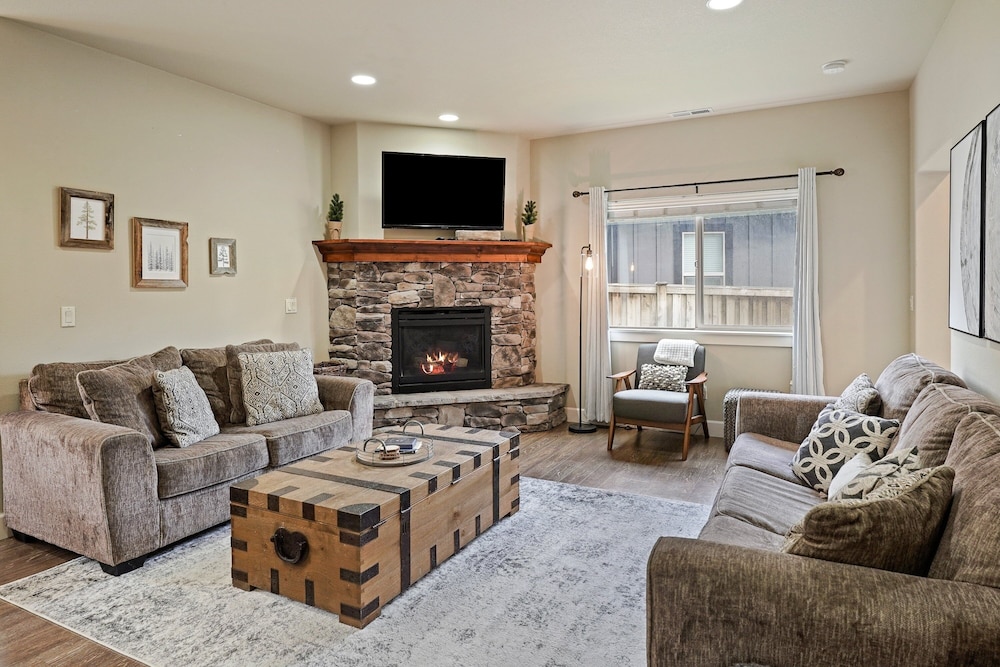 Geary Getaway home — 4-Star Luxury Hotel in Bend, United States
