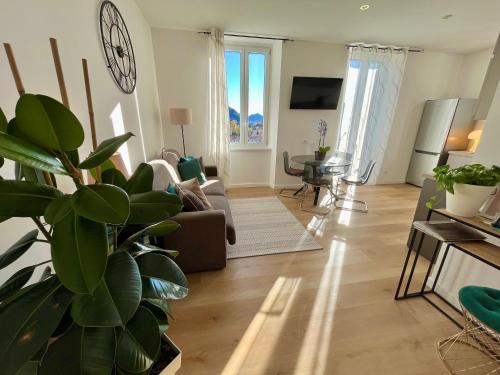 Residenza IL LAGO Cernobbio center — 4-Star Luxury Hotel in Cernobbio, Italy