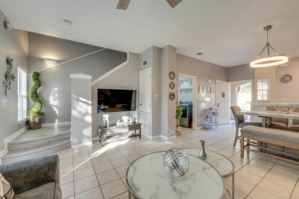 9 Mi to Disney Resort Getaway with Private Patio - photo 9