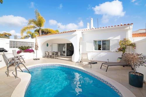 Villa Nicola — 4-Star Luxury Hotel in Almancil, Portugal