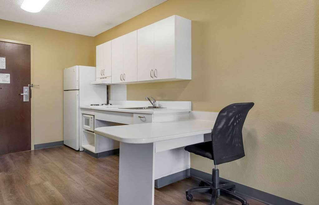 Extended Stay America Suites Seattle Everett North - photo 24