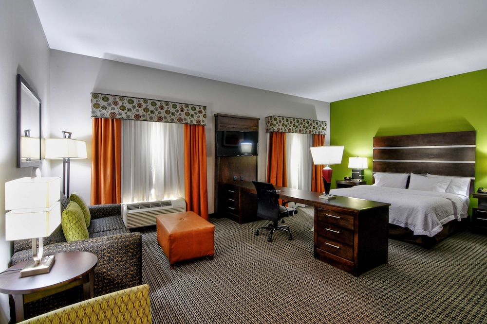 Hampton Inn Foley - photo 38