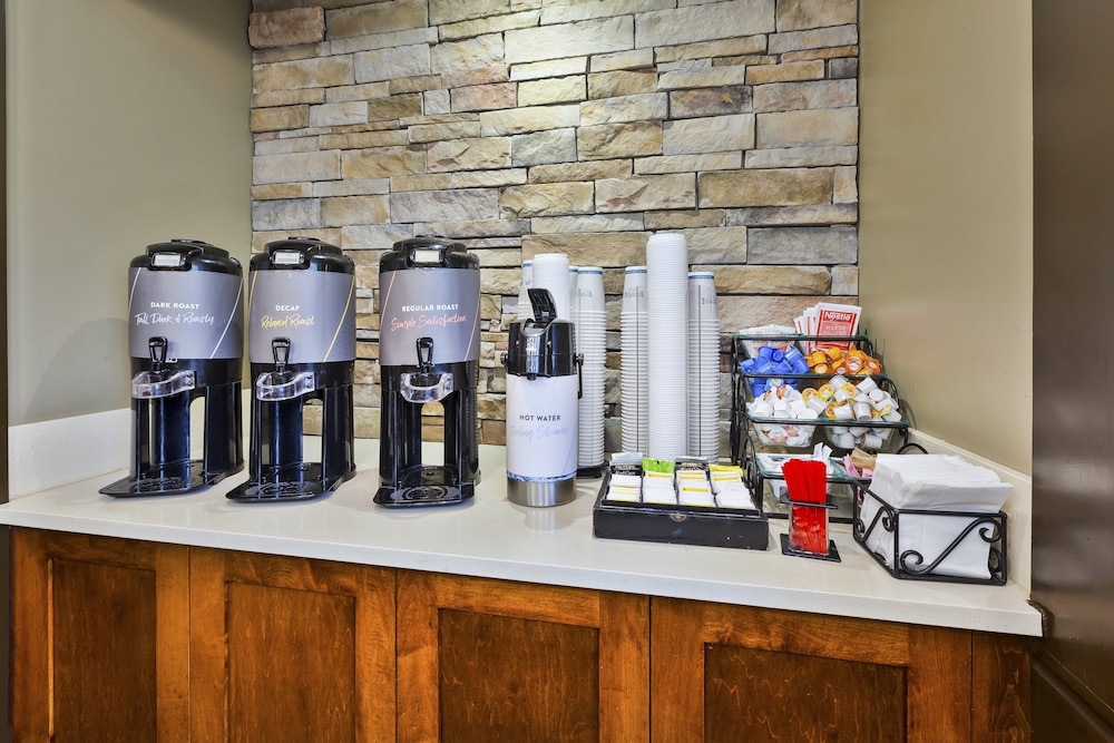 Staybridge Suites Detroit Utica by IHG - photo 23