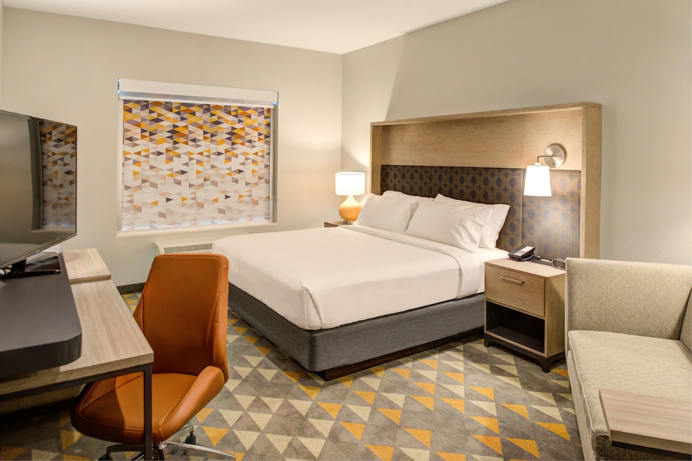Holiday Inn Hotel & Suites Houston West Katy Mills by IHG - photo 3