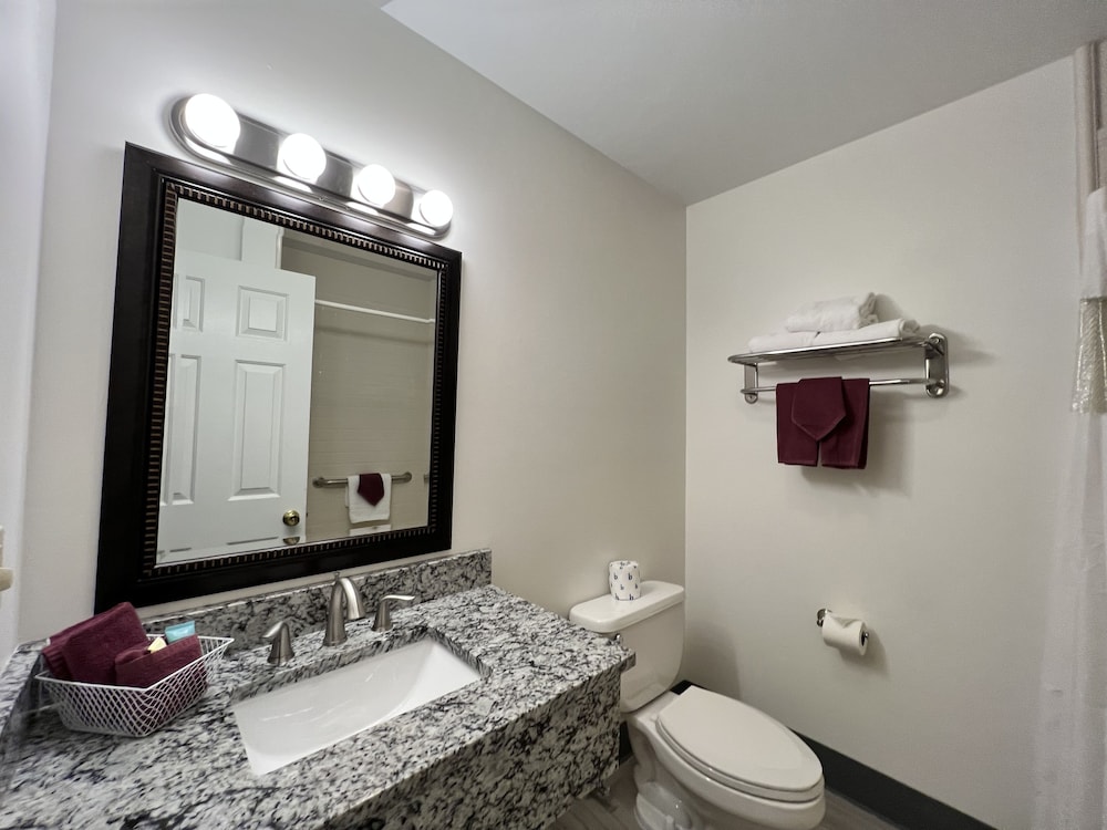 Inn at Cemetery Hill - photo 52