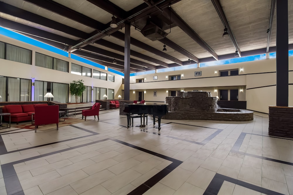Clarion Pointe Lake Jackson Clute - photo 28