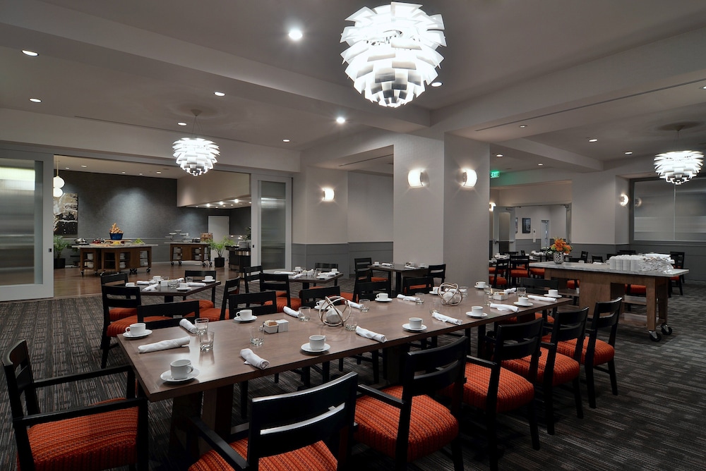 Loews Hollywood Hotel - photo 37