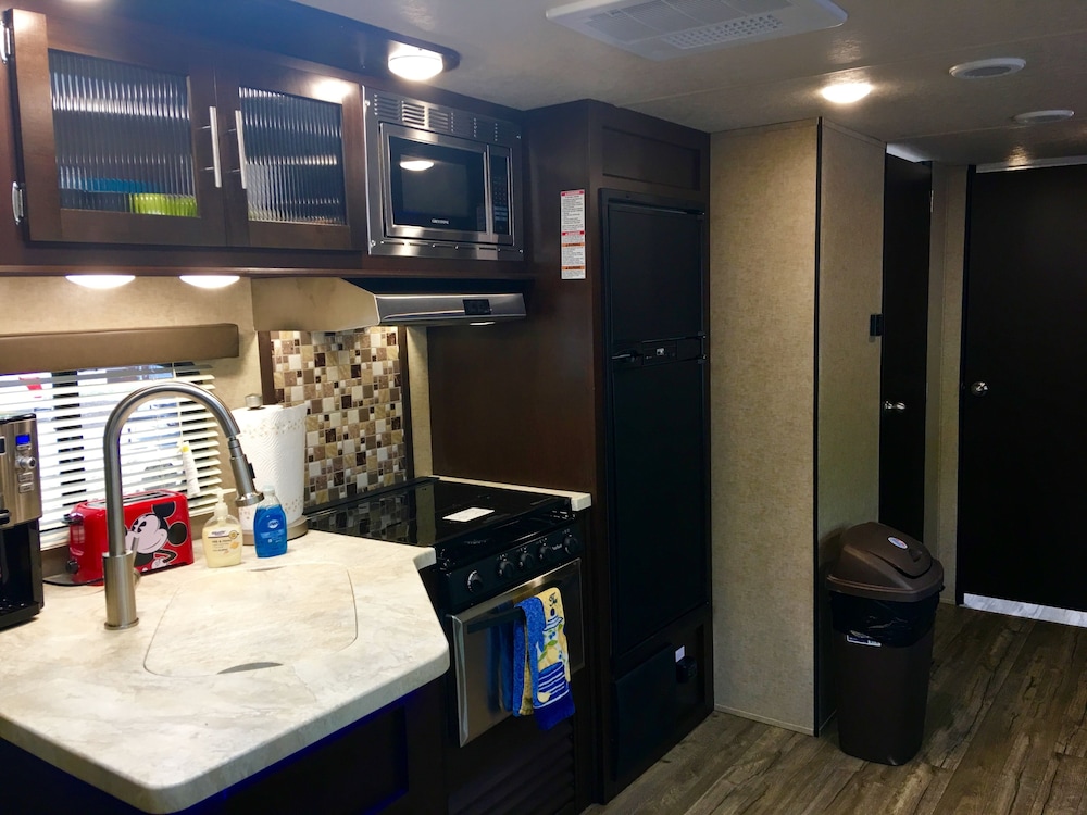 Enduro RV Citrus Valley Resort - photo 32