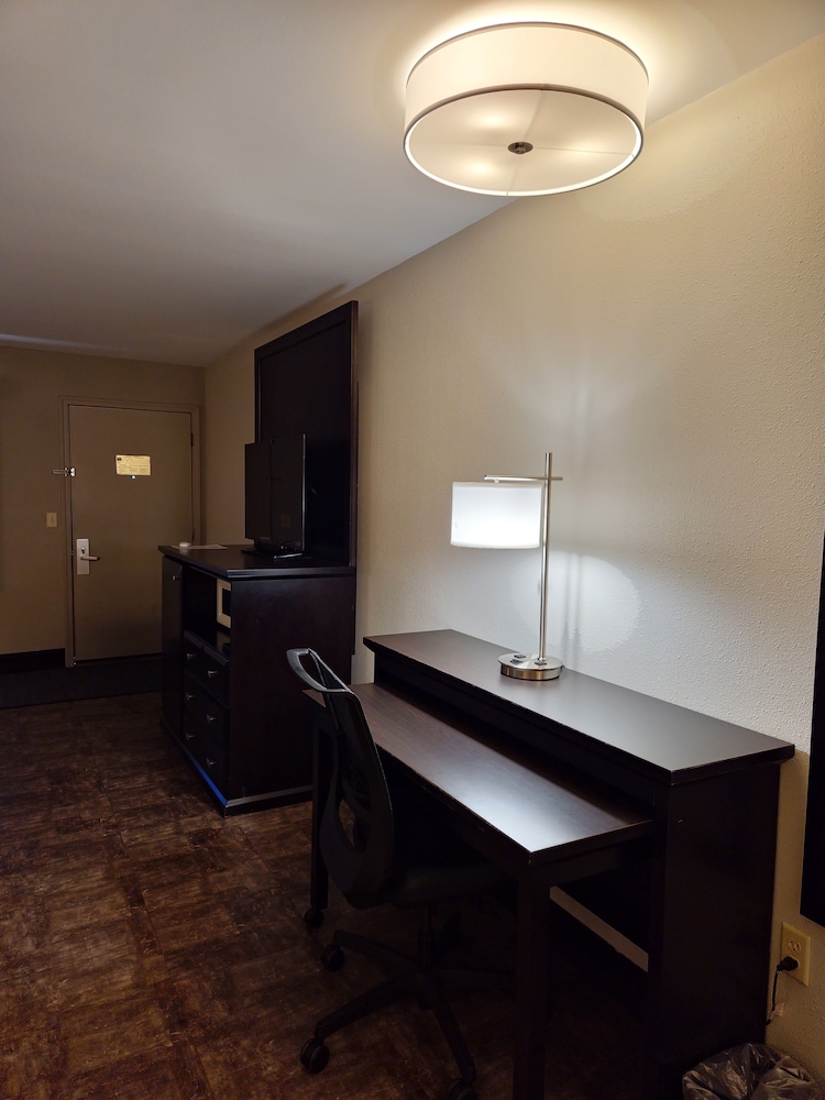 Kelly Inn Billings Montana - photo 14