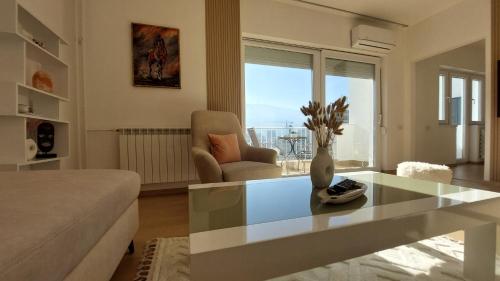 MINA modern & cozy apartment main city square GTC Skopje — 4-Star Luxury Hotel in Skopje, Republic of Macedonia