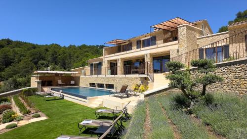 Mas La Rose Sauvage Magnificent Luberon Views — Murs Erigne