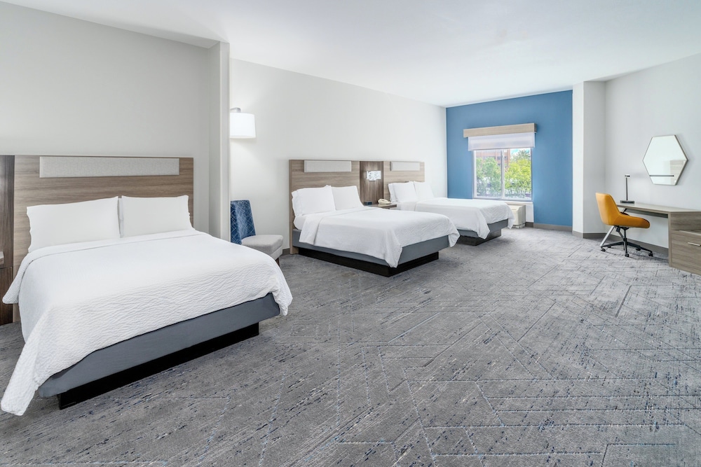Holiday Inn Express Hotel & Suites Denver North Thornton by IHG - photo 24