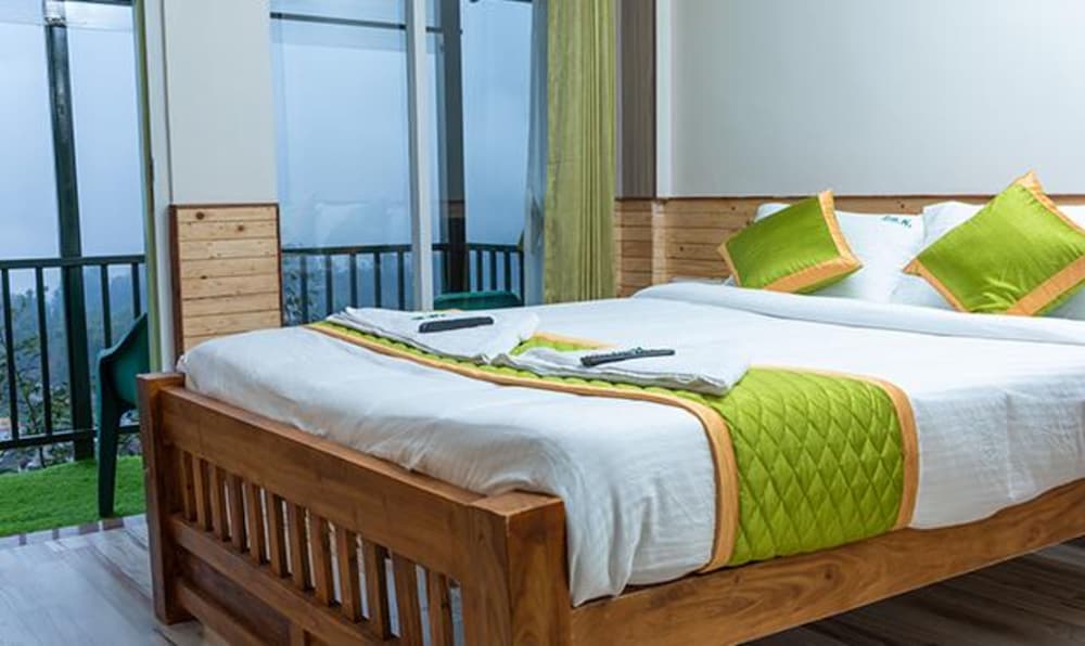 FabExpress RMK Nest Nr Chettiar Park in Kodaikanal, India