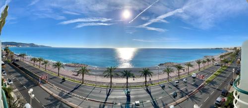 Florida Blue Easy Home Booking — 4-Star Luxury Hotel in Nice, France