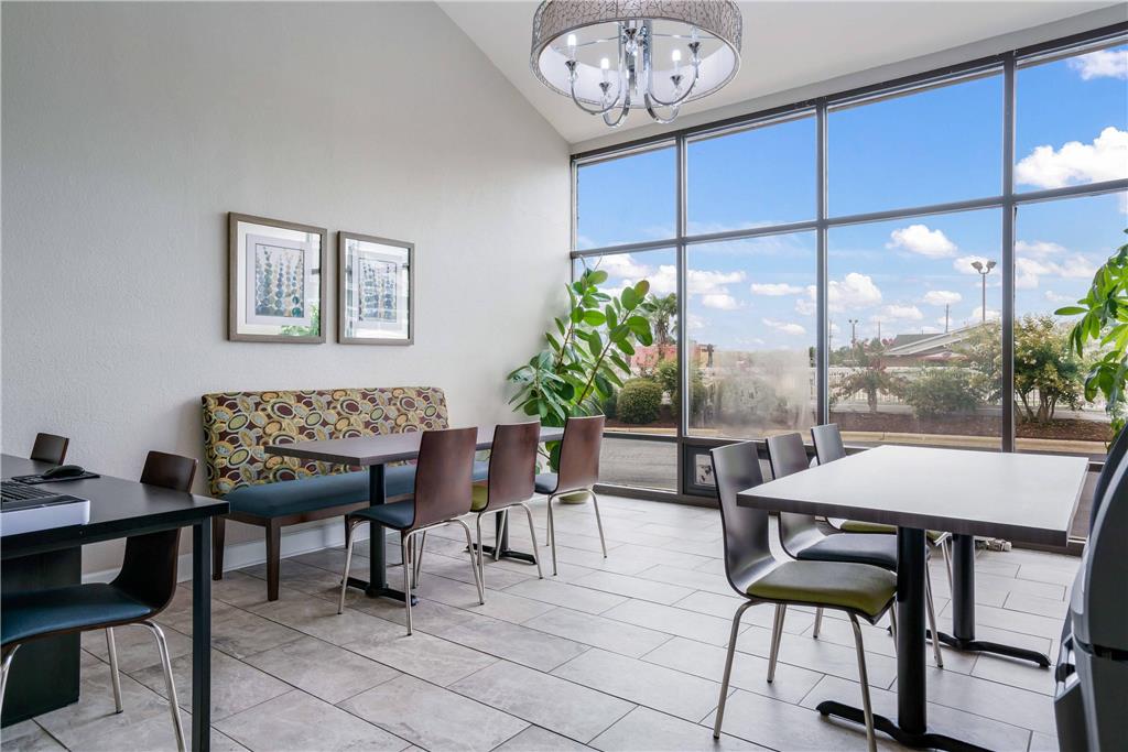 Quality Inn Greenville near University - photo 10