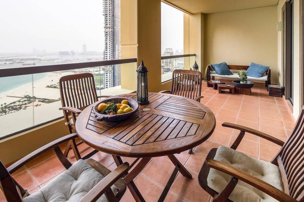 Frank Porter Sadaf 6 — 4-Star Luxury Hotel in Dubai, United Arab Emirates