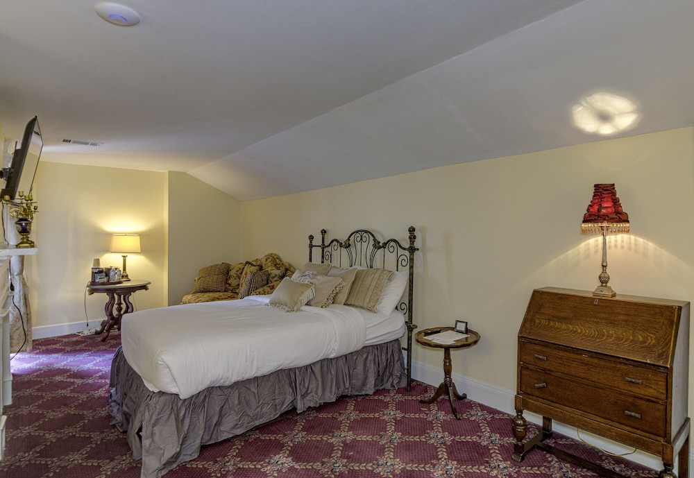 The Inn at Cedar Grove - photo 50