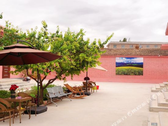 chun she Inn in Tekes, People's Republic of China