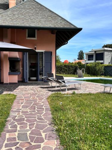 Platano - carbon neutral hotel in Unknown City