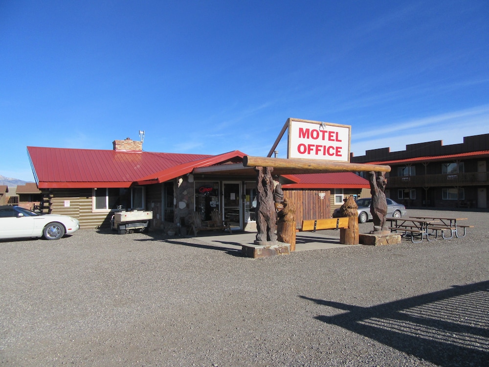 Big Bear Motel - photo 3