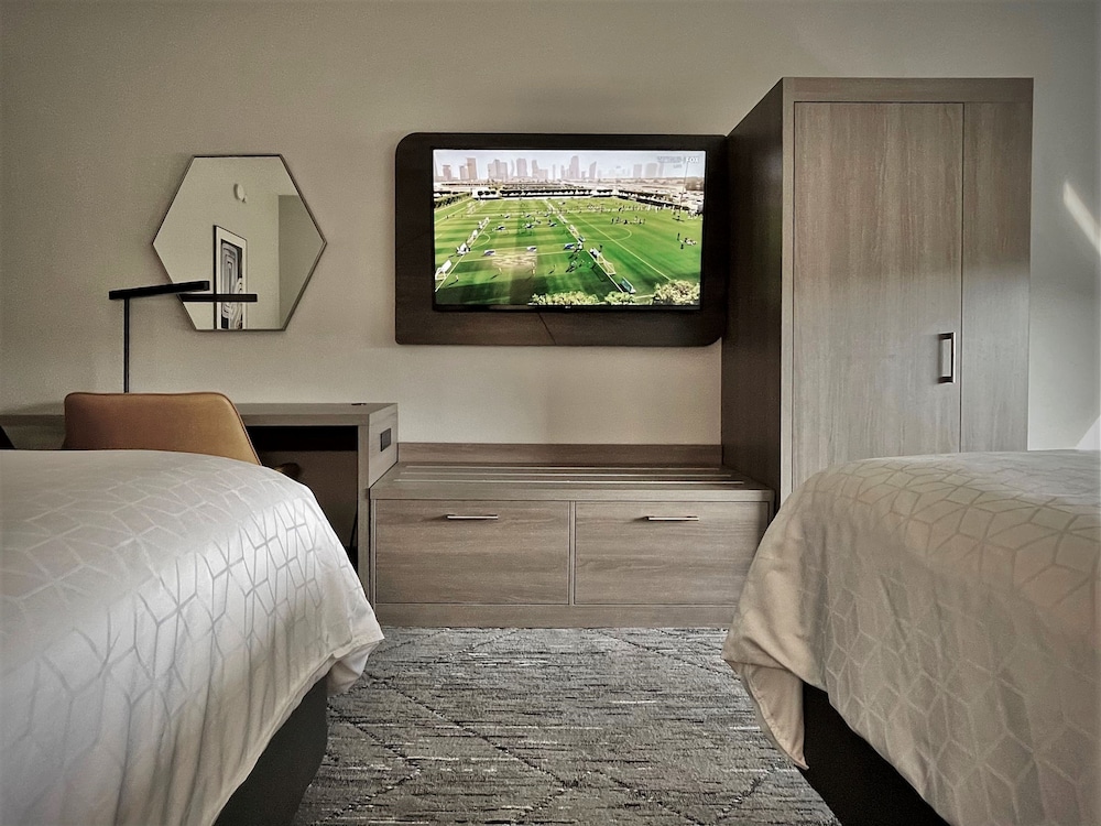 Holiday Inn Express Hotel & Suites New Tampa I 75 an IHG Hotel - photo 4