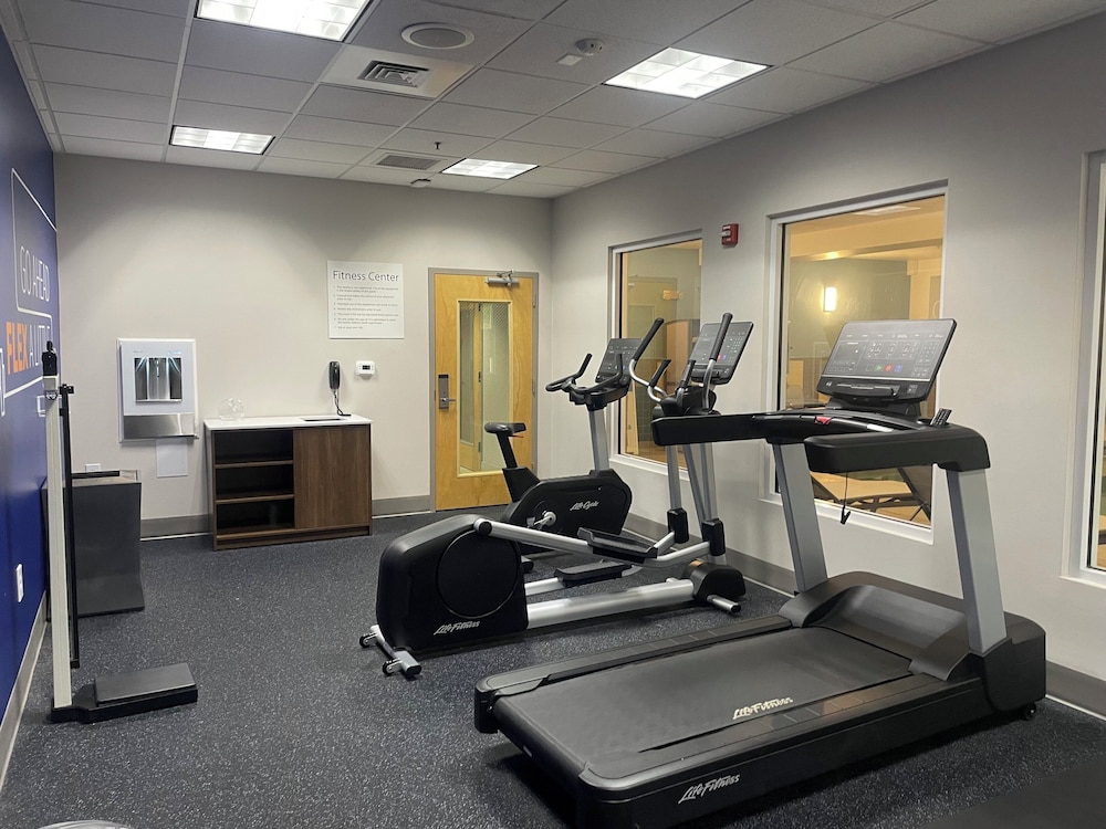 Holiday Inn Express Hotel & Suites Raleigh SW NC State by IHG - photo 72
