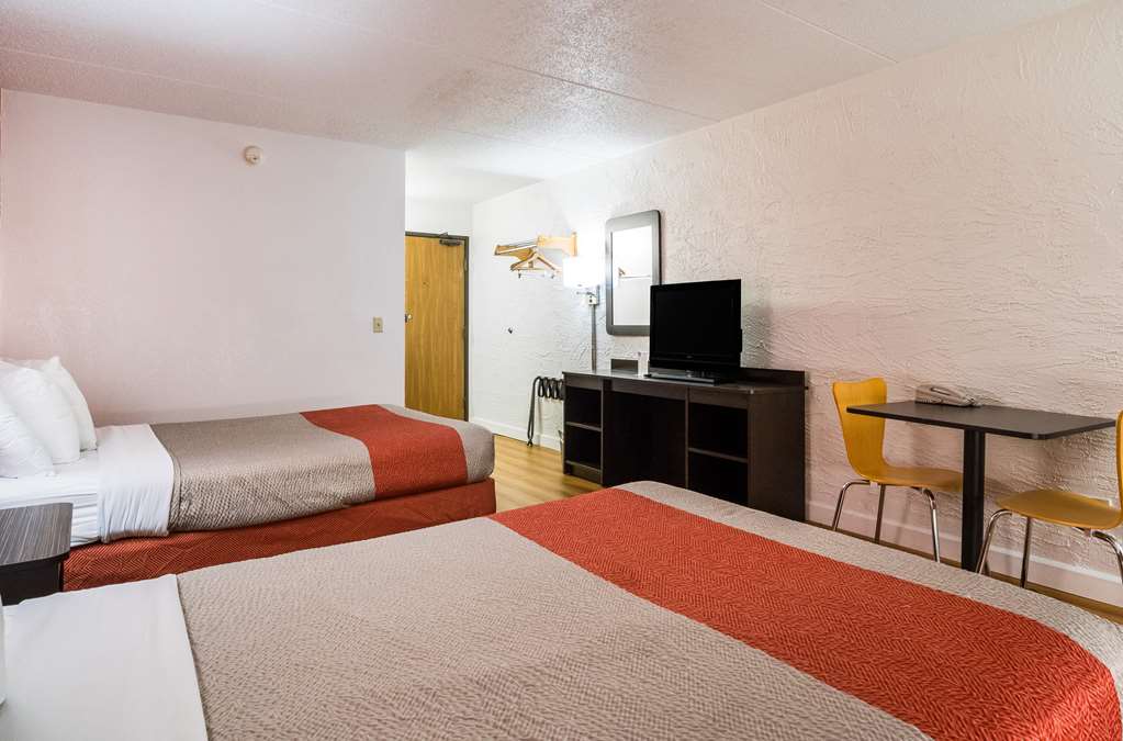 Motel 6 Prospect Heights IL - photo 11