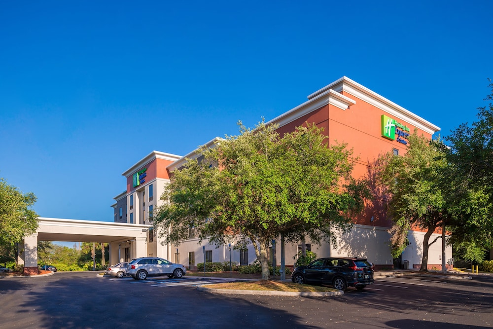 Holiday Inn Express Hotel & Suites Tampa Anderson Rd Veteran by IHG - photo 65