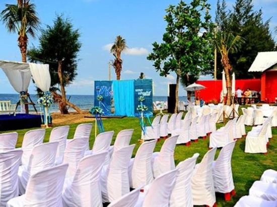 Burapa Beach Resort Chaolao in Tha Mai, Thailand