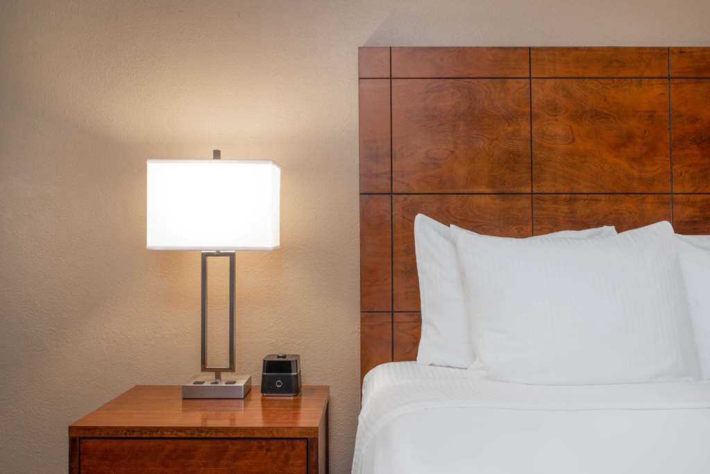 La Quinta Inn by Wyndham Clearwater Central - photo 12
