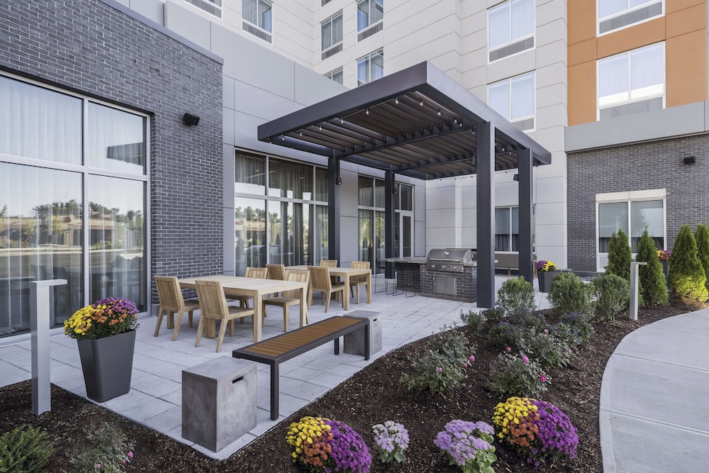 Homewood Suites by Hilton Boston Woburn - photo 33