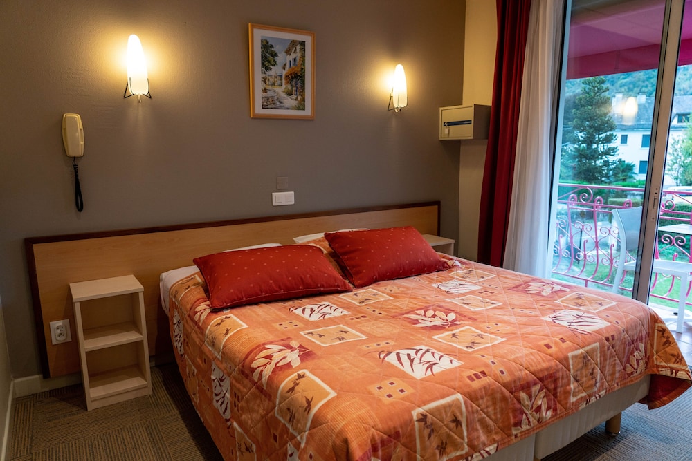 Au Primerose Hotel — Argeles-Gazost — photo 5