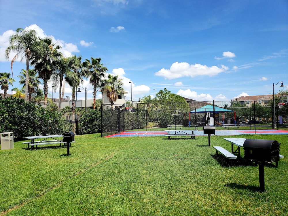 Vista Cay by Orlando Resort Rentals on Universal Boulevard - photo 125