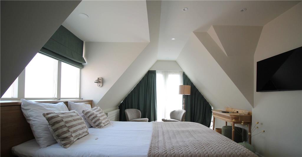 Appartementen Hotel Meyer — 4-Star Luxury Hotel in Bergen, Netherlands