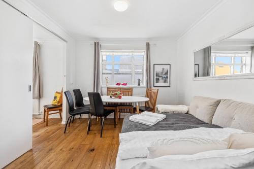 Huge Apartment Best Location Large Patio
