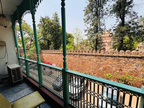 Forest Lane 1000 sq ft monuments view apartment — 4-Star Luxury Hotel in New Delhi, India