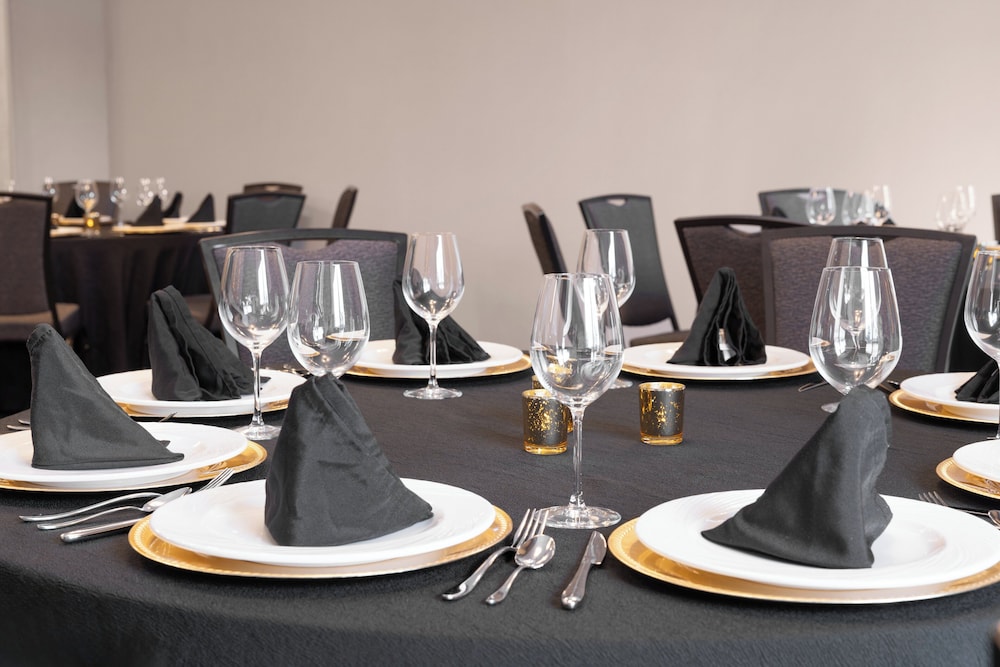 Crowne Plaza Nashville Airport by IHG - photo 68